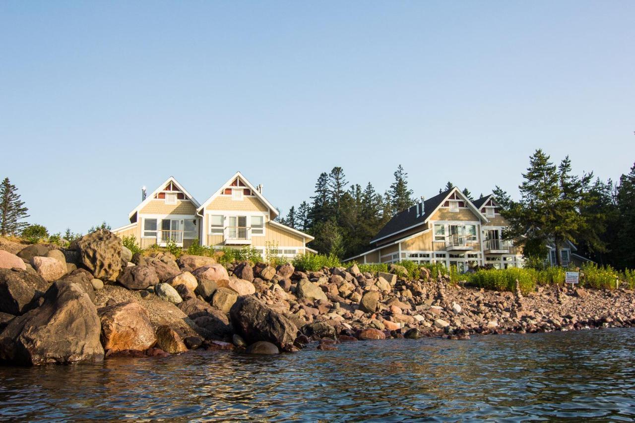 Larsmont Cottages Ту-Харборс Экстерьер фото